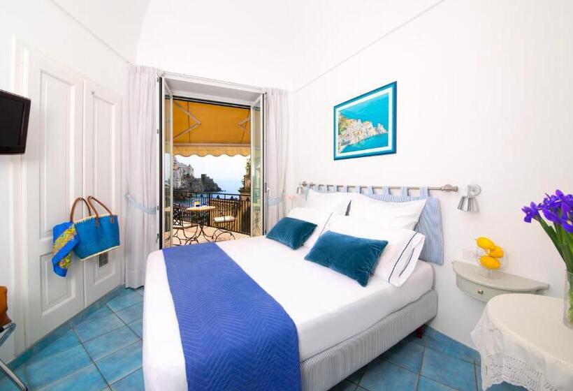 اتاق سوپریور با چشم‌انداز دریا, Residenza Pansa B&b
