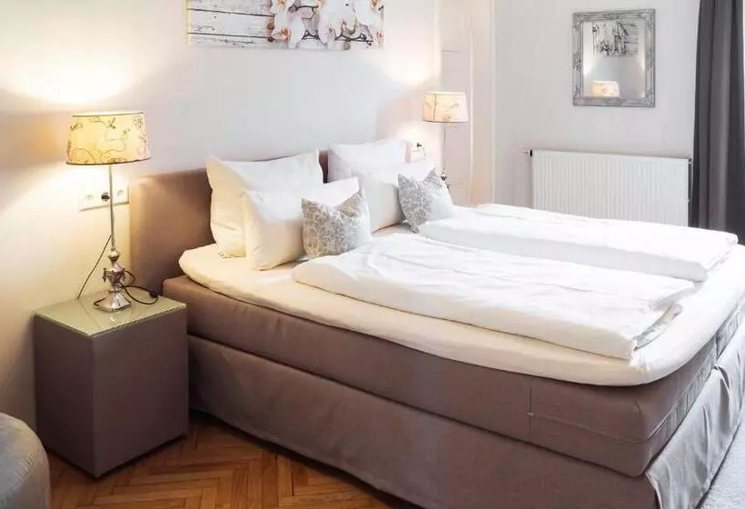 バルコニー付きデラックスルーム, Boutique Hotel Friesinger