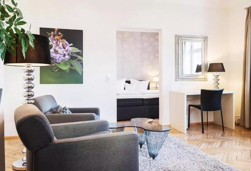 バルコニー付きデラックスルーム, Boutique Hotel Friesinger