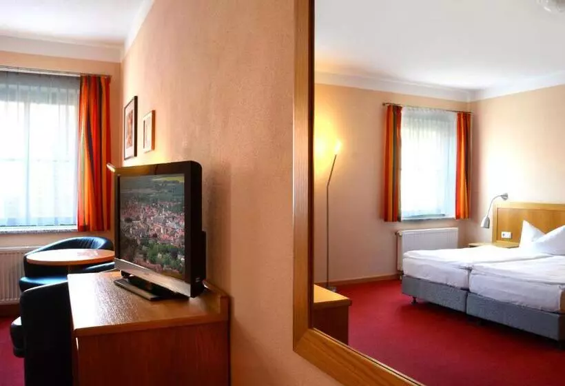 Comfort Room, Dom Eck