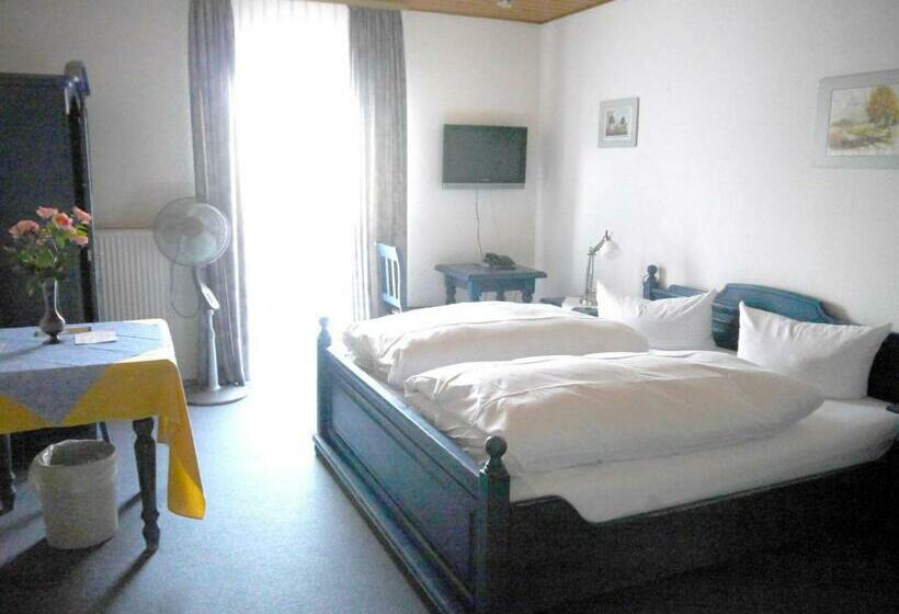 Номер Стандарт, Gasthof Destille Eisenbahn