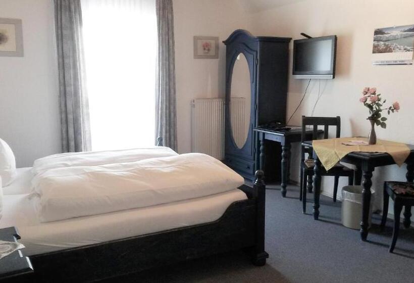 Номер Стандарт, Gasthof Destille Eisenbahn