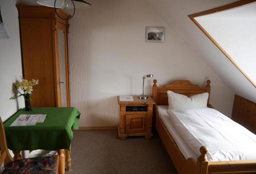 Номер Стандарт Индивидуальный, Gasthof Destille Eisenbahn