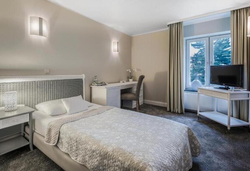 Номер Стандарт Индивидуальный, Gut Dyckhof