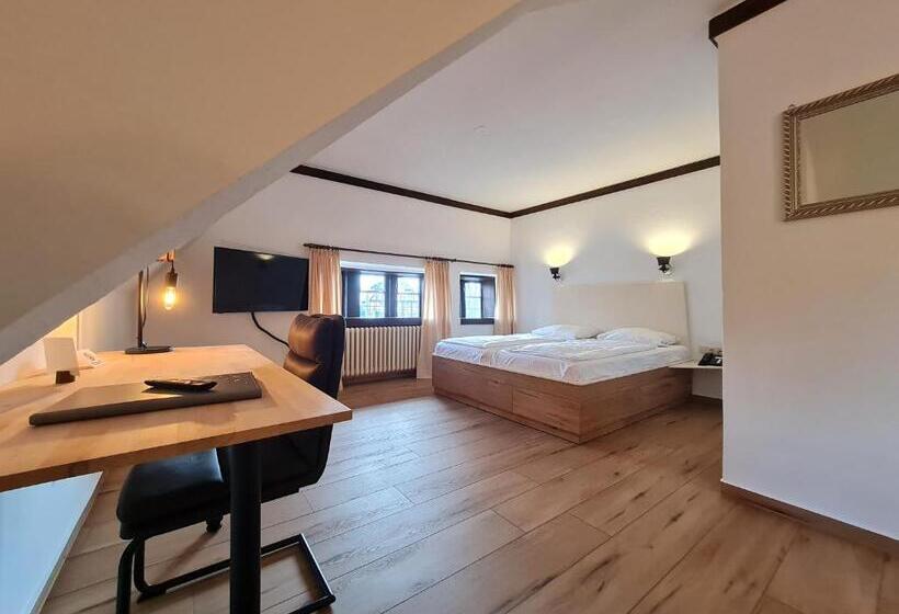 수피리어 룸, Hof Hueck