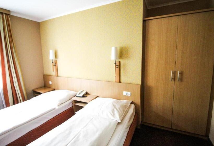 Номер Стандарт, Jagerhof