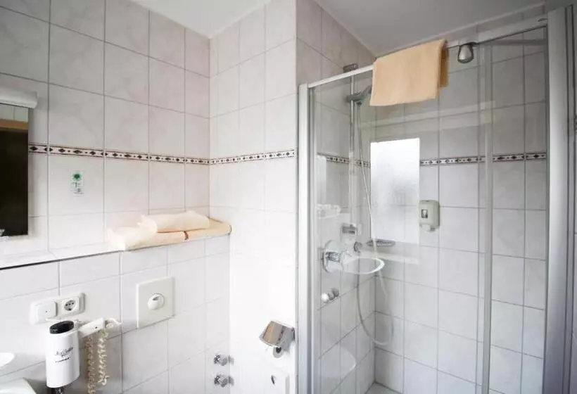 Habitació Triple Estàndard, Jagerhof