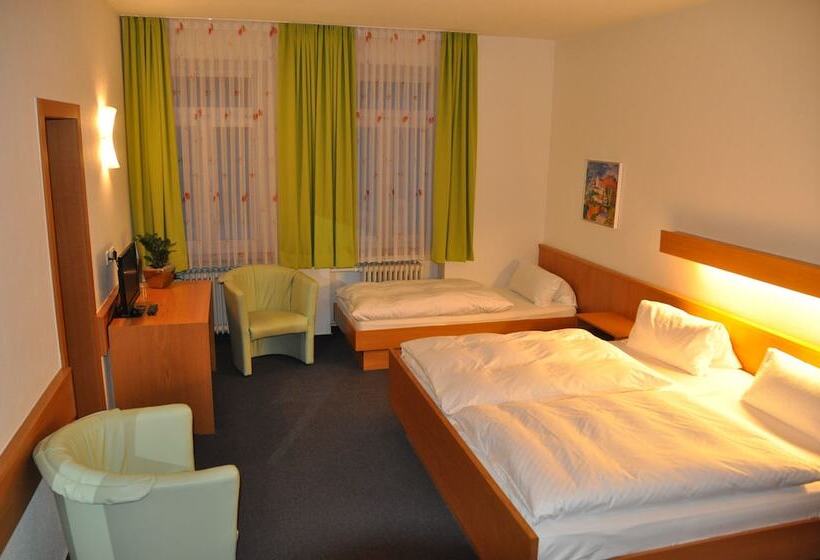 Номер Стандарт Трехместный, Lamm