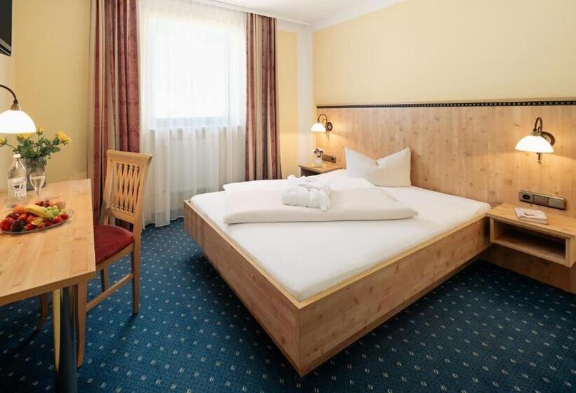 חדר סופריור יחיד, Park Cafe Reichl