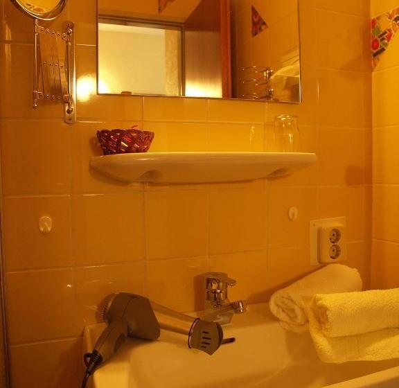 标准单人间, Pension Wölfel