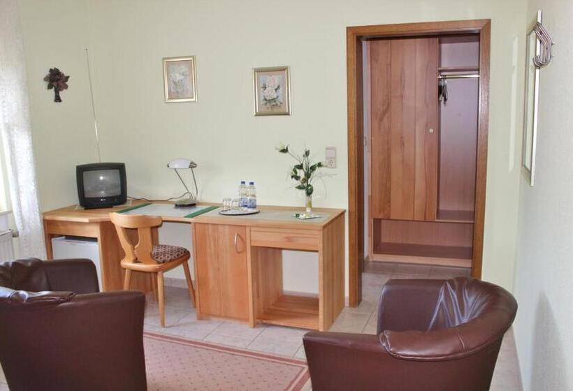 חדר סטנדרט, Pfaelzer Stuben