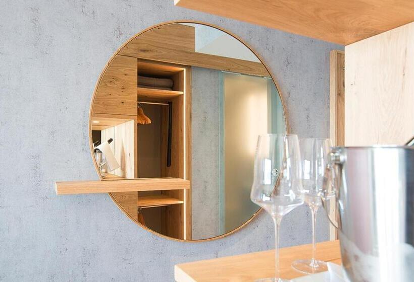 Номер Стандарт Вид на Озеро, Restaurant Seehalde