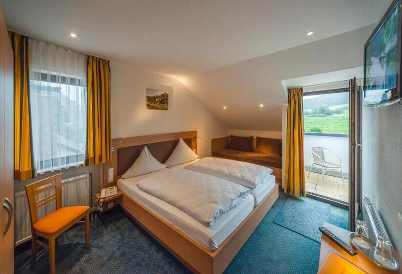 Номер Стандарт, Vierburgeneck