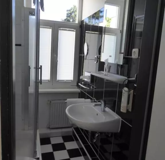 Standard Single Room, Weinhaus Hoff