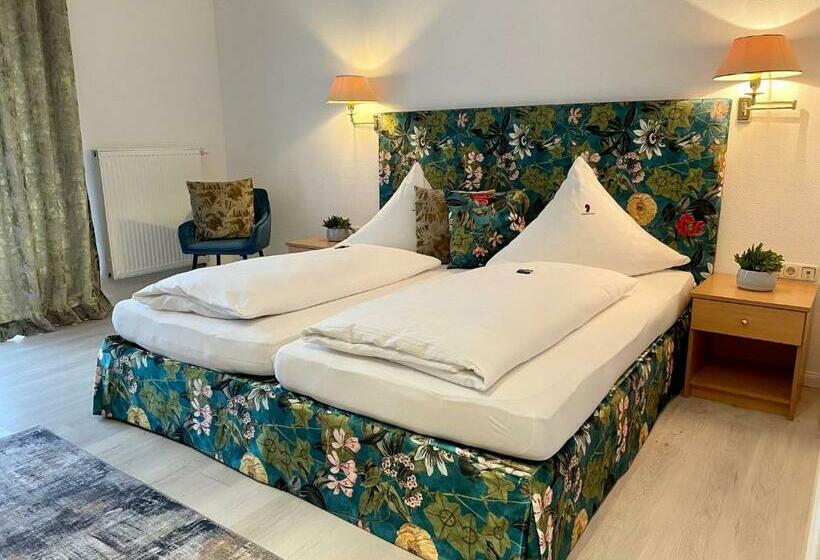 غرفة قياسية فردية, Zum Engel