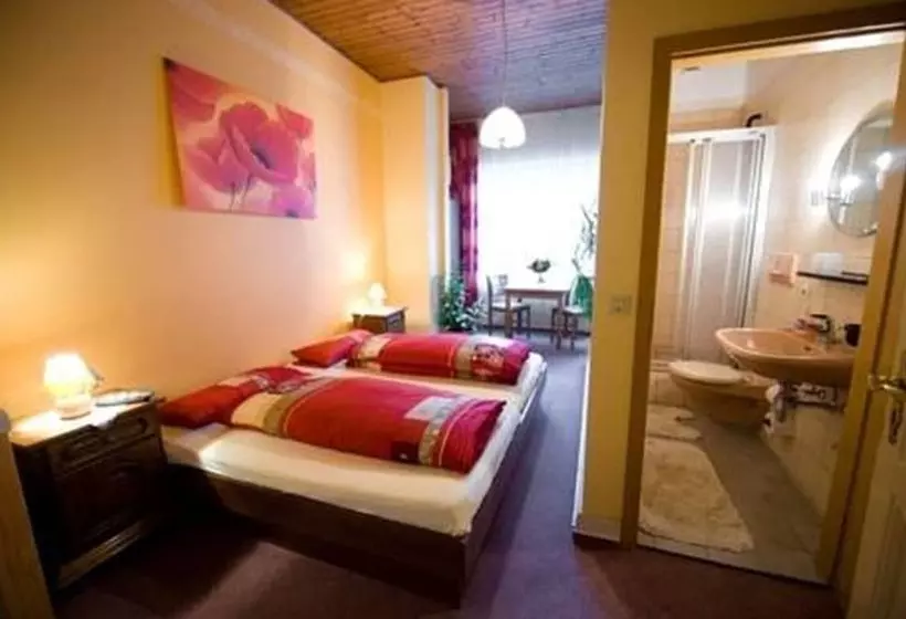 Standard Triple Room, Zum Rittersprung
