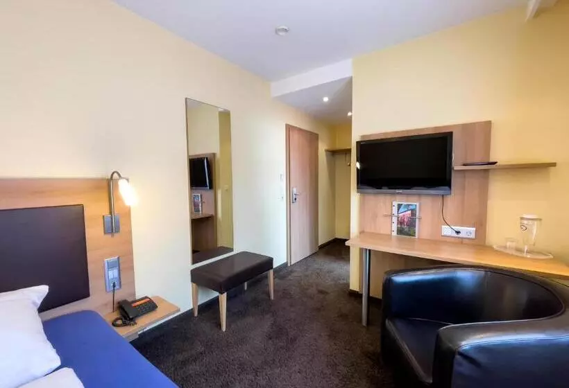 Comfort Yhden Hengen Huone, Ott S Hotel Weinwirtschaft & Biergarten Weil Am Rhein/basel