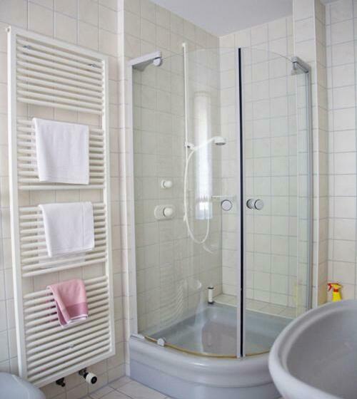 标准间, Gasthaus Merkel