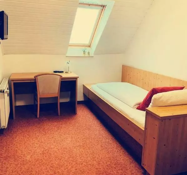 اتاق استاندارد یک نفره, Gasthof Wilhelm Tell Fremdenzimmer