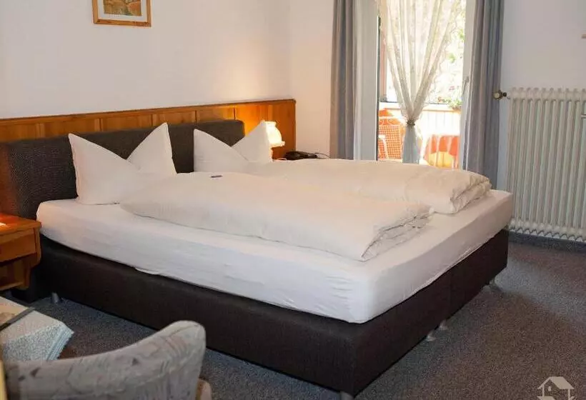 Standard-huone Parveke, Landgasthaus Kurz Hotel & Restaurant Am Feldberg   Schwarzwald