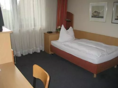 スタンダードシングルルーム, Tespo Hotel Und Sportpark