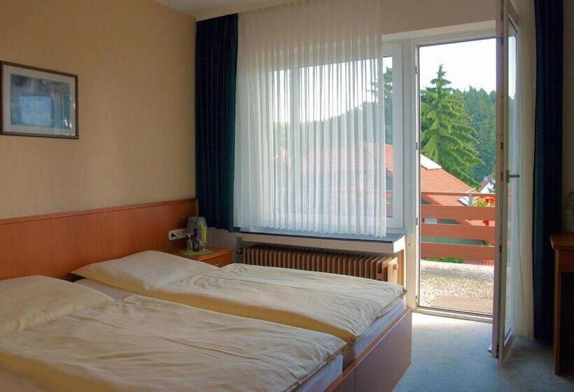 标准间, Pension Ursula