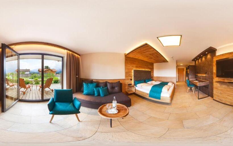 غرفة سوبيريور مزودة بشرفة, Biohotel Eggensberger