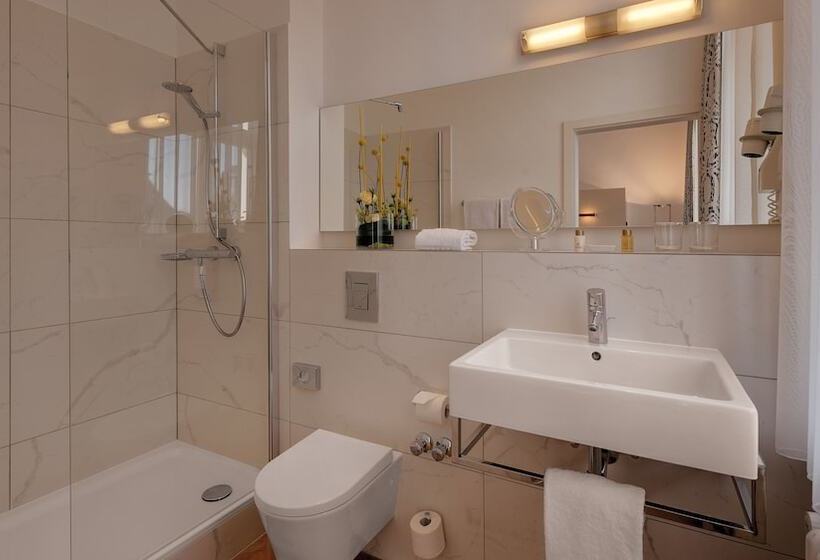 Номер Стандарт, Boutiquehotel Dreesen   Villa Godesberg