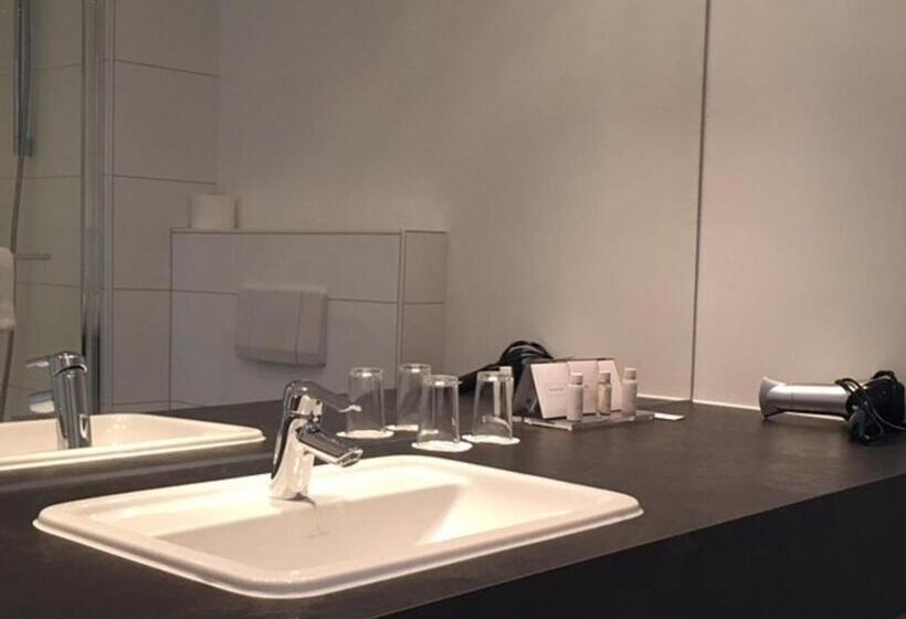 수피리어 룸, Das Goldene Lamm Aalen