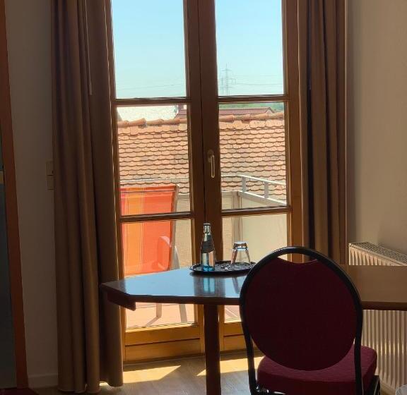 חדר סטנדרט יחיד, Erlenbacher Hof