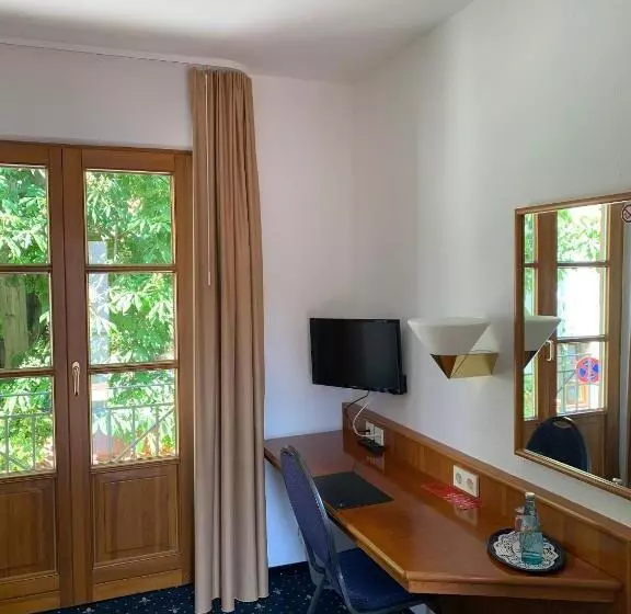 Standard Single Room, Erlenbacher Hof