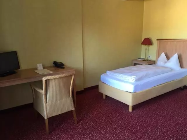 Comfort Yhden Hengen Huone, Hannover