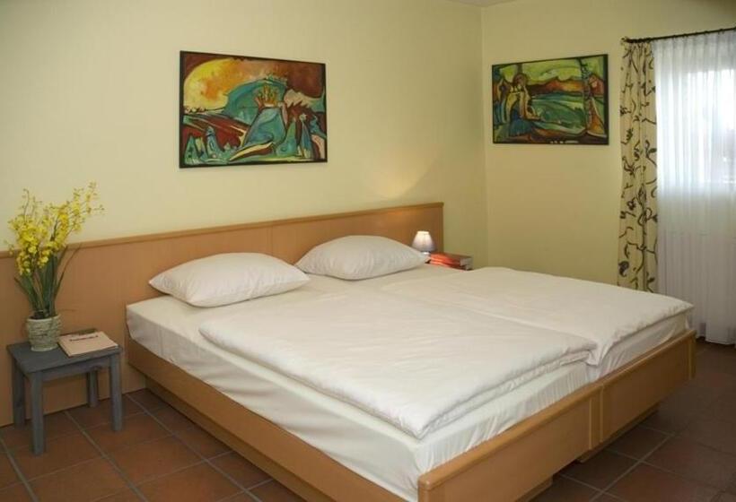 חדר סטנדרט, Kastanienhof