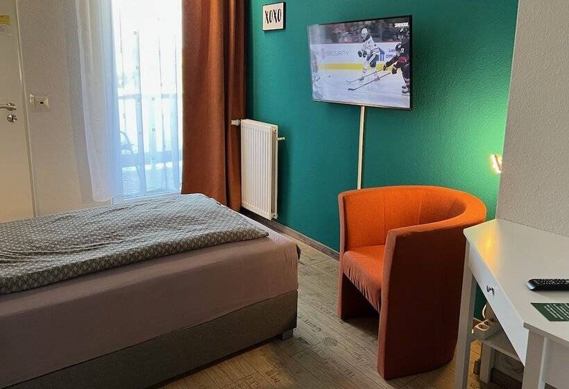 Номер Стандарт Индивидуальный с Балконом, Pension Am Thermalbad