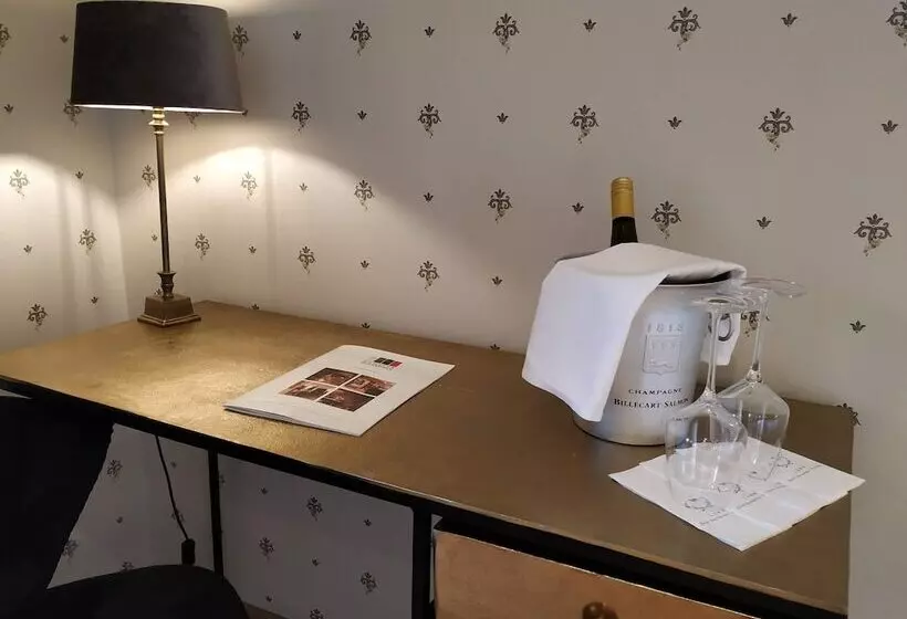 シングルベーシックルーム, Restaurant Vinothek Lamm