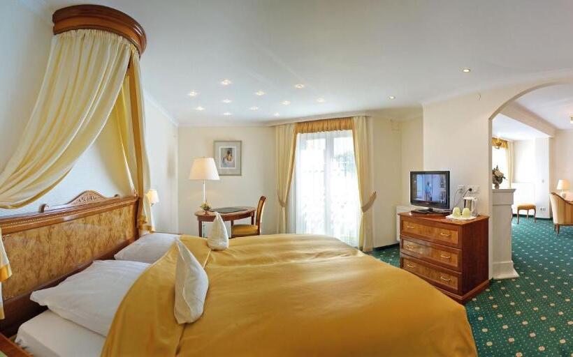 סוויטת סופריור, Sacher Stoiber