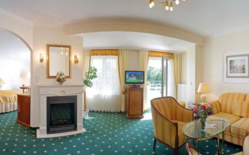 סוויטת סופריור, Sacher Stoiber