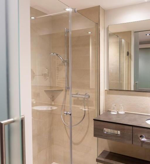 סוויטה דלוקס, Sacher Stoiber