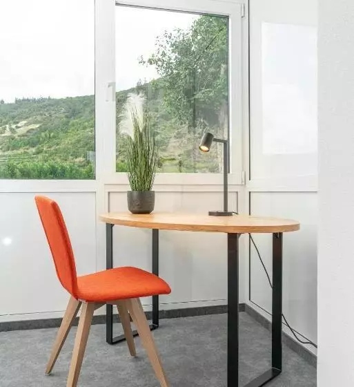 استودیوی استاندارد, Parkhotel Cochem