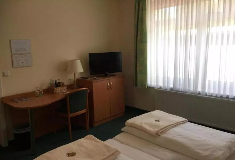 Comfort Room, Frick S