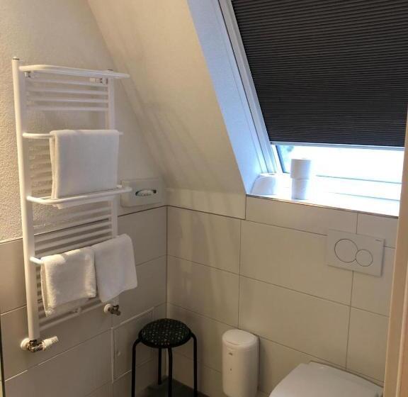 标准三人间, Gasthaus Hotel Löffelschmiede