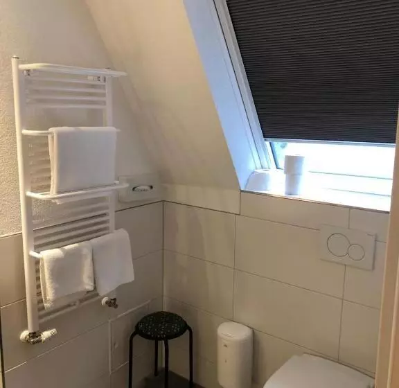スタンダードトリプルルーム, Gasthaus Hotel Löffelschmiede
