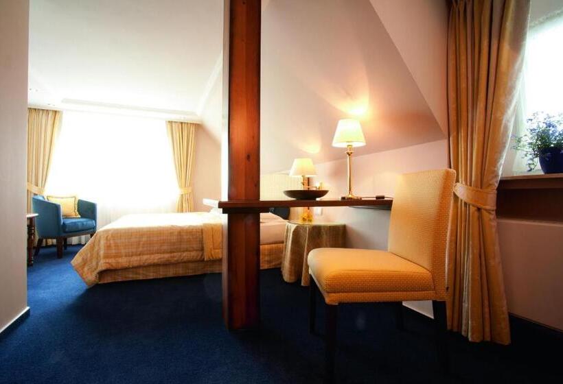 غرفة قياسية, Romantik Berghotel Astenkrone