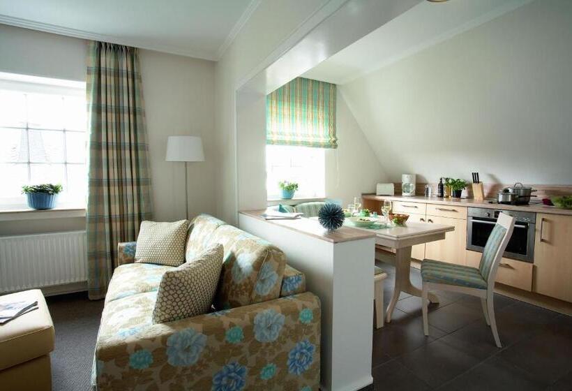 شقة غرفة واحدة, Romantik Berghotel Astenkrone