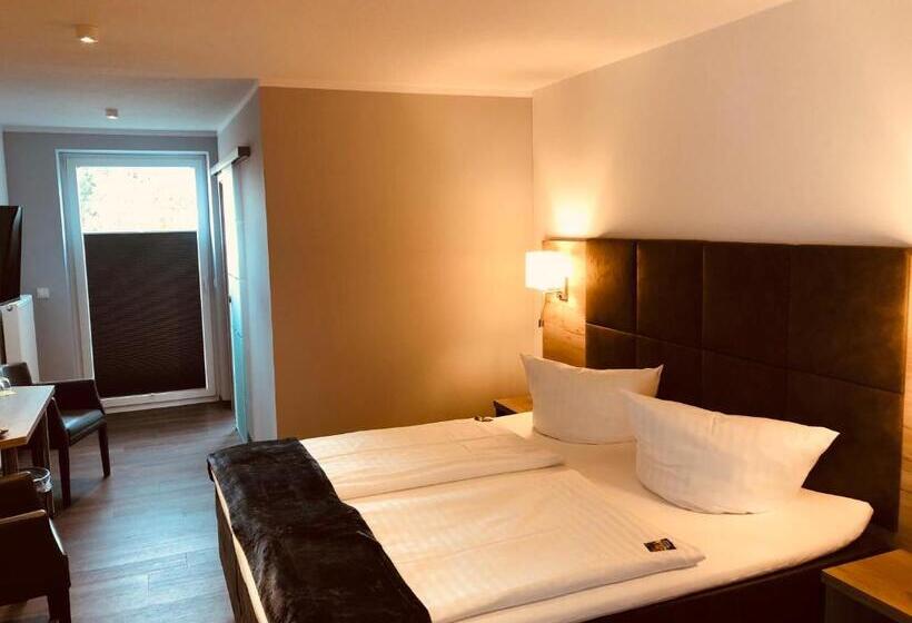 带阳台的豪华间, Wh Hotels Papenburg Zentrum