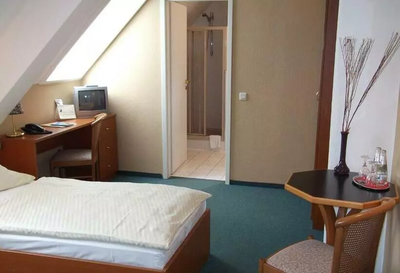 Standard Yhden Hengen Huone, Pension & Café Am Krähenberg