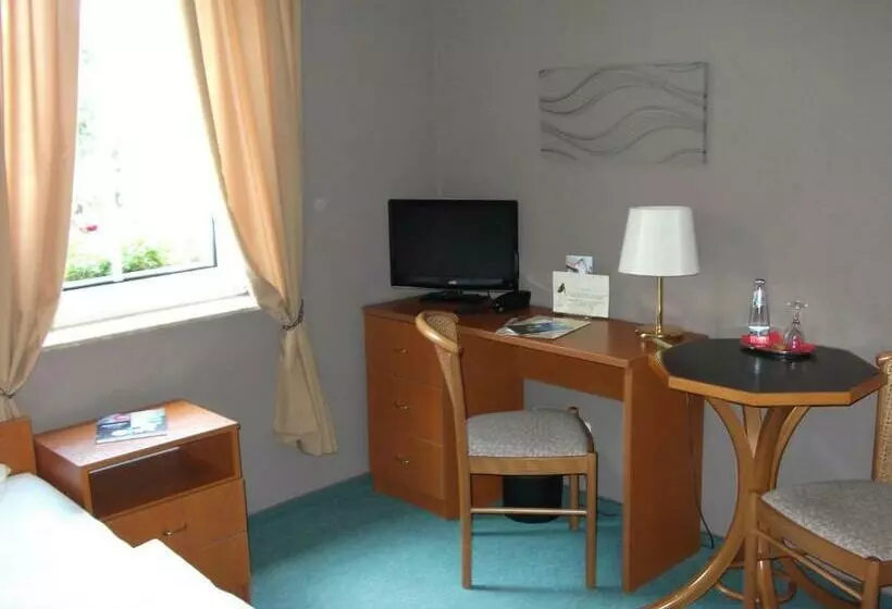 Standard Yhden Hengen Huone, Pension & Café Am Krähenberg