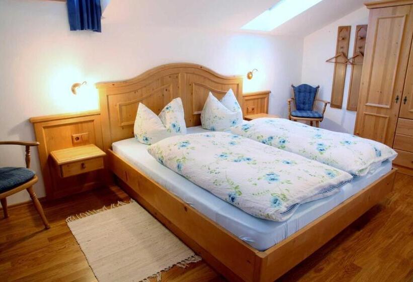 1 Bedroom Apartment Lake View, Gästehaus Kleinbuch