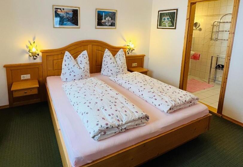 景色の見える一ベッドルームアパートメント, Gästehaus Kleinbuch