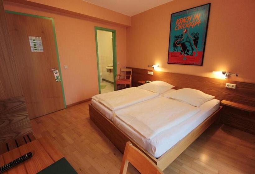 חדר קומפורט, An Der Persiluhr Stadt Gut